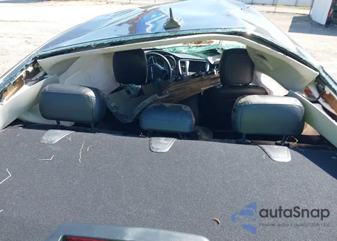 2017 Chrysler 200 Limited Platinum из США, поврежденный, VIN 1C3CCCAB5HN505752